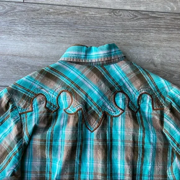 Life Style Green Plaid Western Shirt - Picture 11 of 13